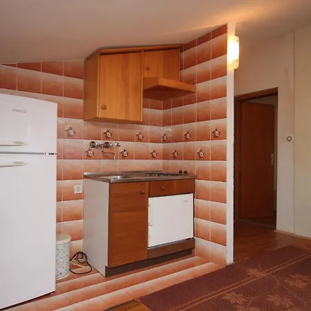 Family Friendly With A Swimming Pool Jadreski, - 7292 Apartament *